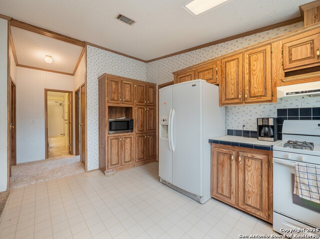 Listing photo id 8 for 141 County Road 786