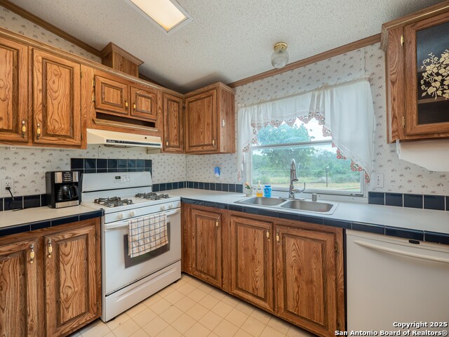 Listing photo id 9 for 141 County Road 786