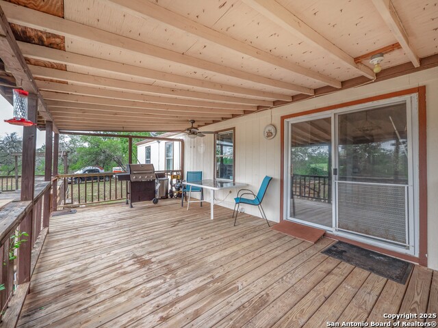 Listing photo id 19 for 141 County Road 786