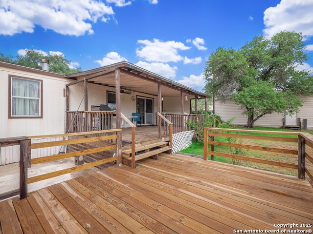 Listing photo id 21 for 141 County Road 786