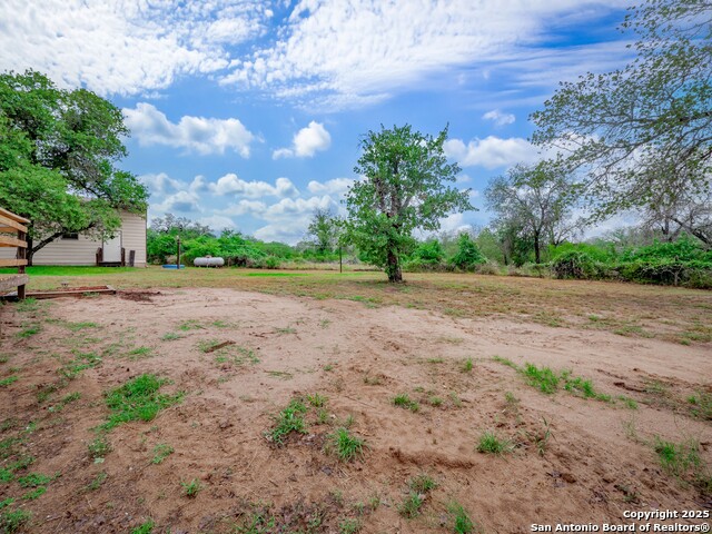 Listing photo id 27 for 141 County Road 786