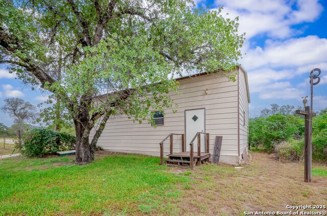 Listing photo id 29 for 141 County Road 786