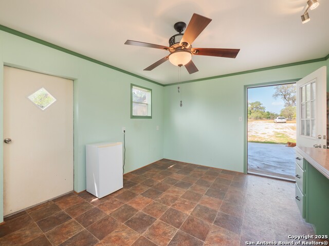Listing photo id 31 for 141 County Road 786
