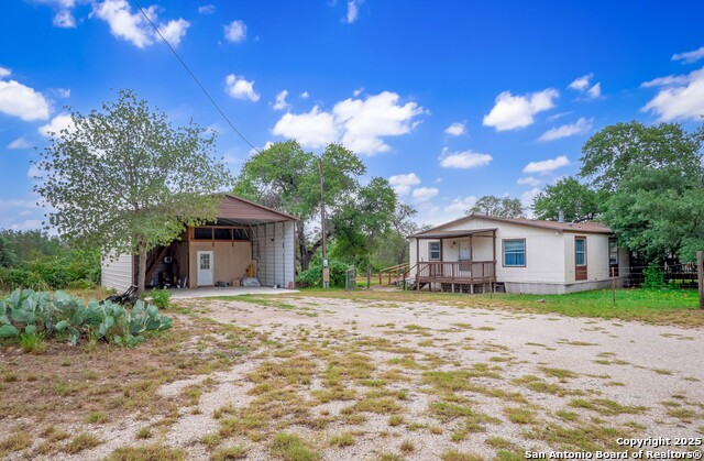 Listing photo id 33 for 141 County Road 786