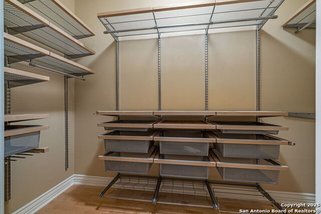 Listing photo id 17 for 215 Center Apt 3