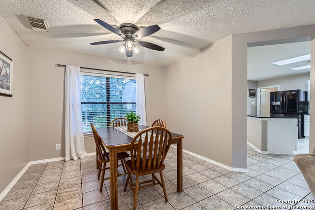 Image 11 of 32 For 2334 Creekside Bend