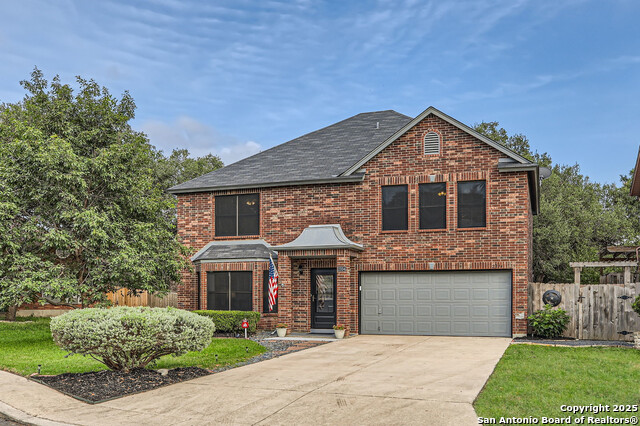 Image 4 of 32 For 2334 Creekside Bend