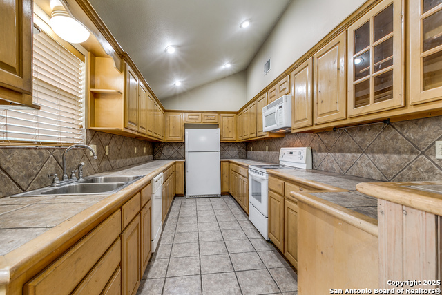 Image 11 of 26 For 101 Sylvester