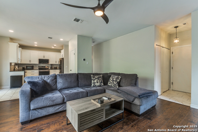 Image 12 of 25 For 9147 Timber Ranch