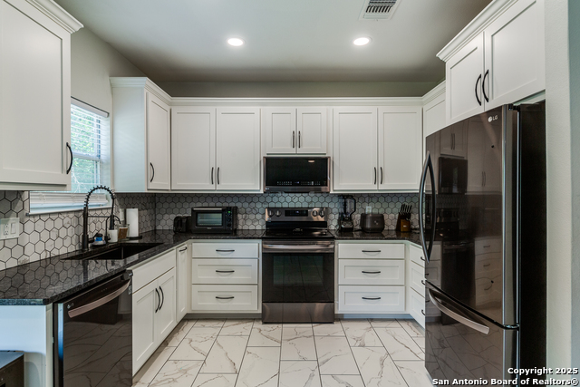 Image 7 of 25 For 9147 Timber Ranch