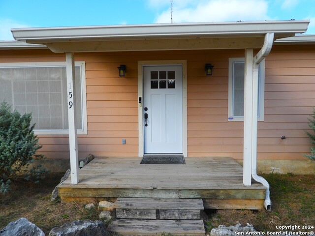 Listing photo id 1 for 159 Mississippi Ave
