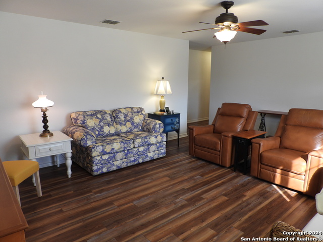 Listing photo id 6 for 159 Mississippi Ave