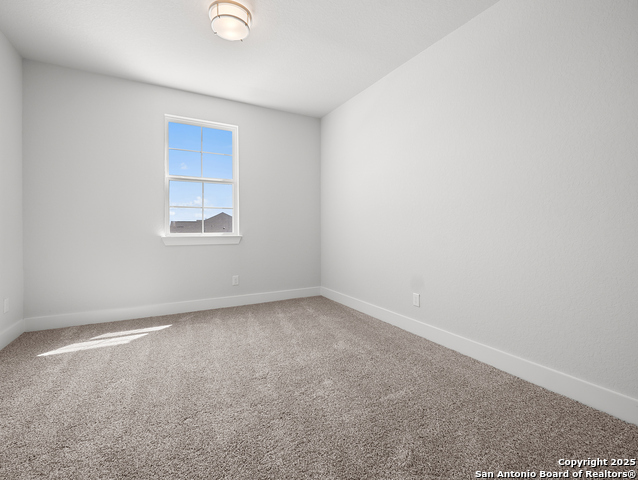 Image 40 of 50 For 2079 Kinglake Gate