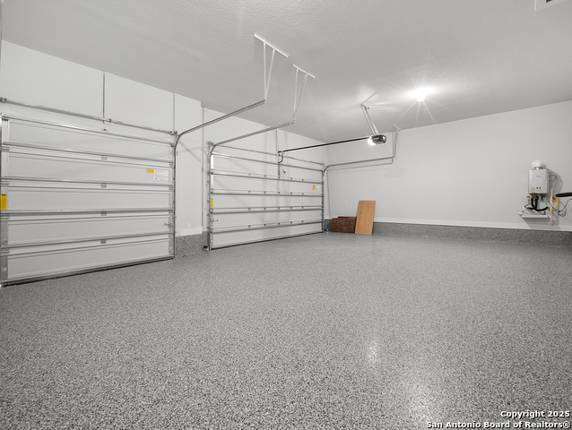 Image 42 of 50 For 2079 Kinglake Gate
