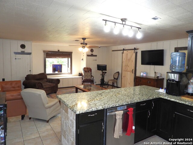 Listing photo id 10 for 155 Scenic Circle