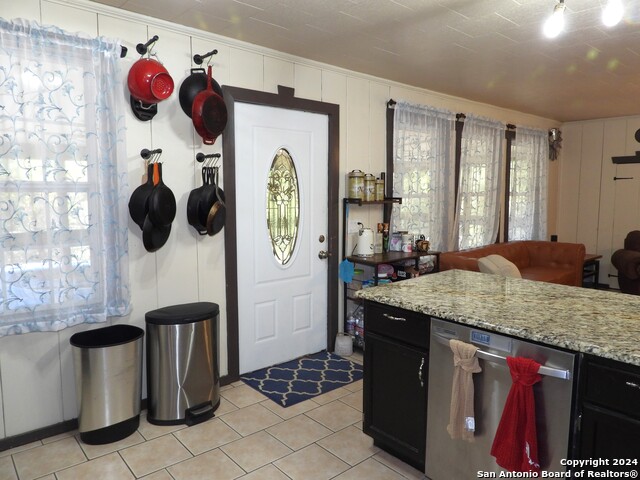 Listing photo id 13 for 155 Scenic Circle