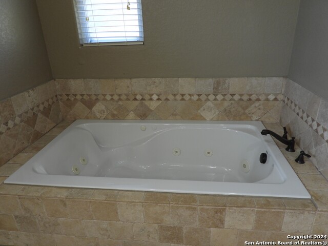 Listing photo id 29 for 155 Scenic Circle