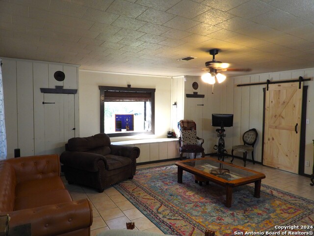 Listing photo id 7 for 155 Scenic Circle