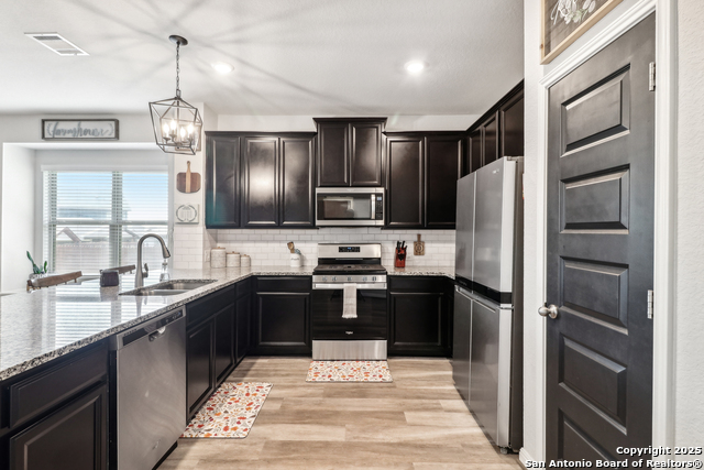 Image 10 of 35 For 4902 Oxbow Bend
