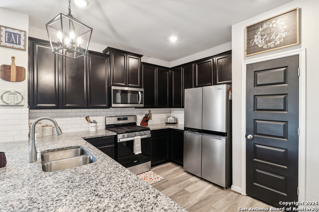 Image 12 of 35 For 4902 Oxbow Bend