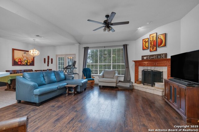 Image 7 of 29 For 3406 Blackstone