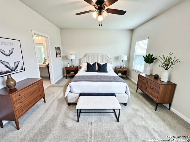 Listing photo id 9 for 4823 Cambridge Park