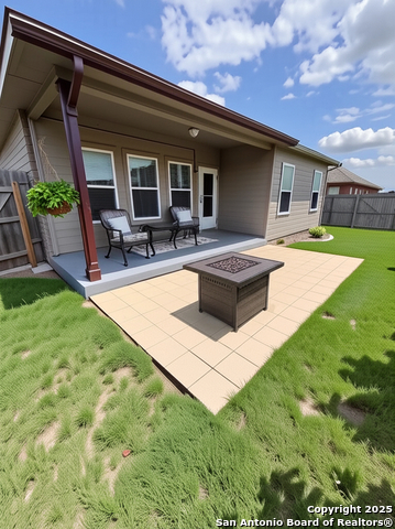 Listing photo id 24 for 4823 Cambridge Park