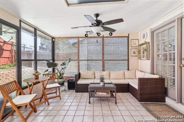 Image 38 of 48 For 14026 Fairway Oaks