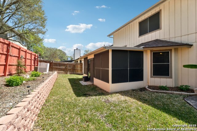 Image 42 of 48 For 14026 Fairway Oaks