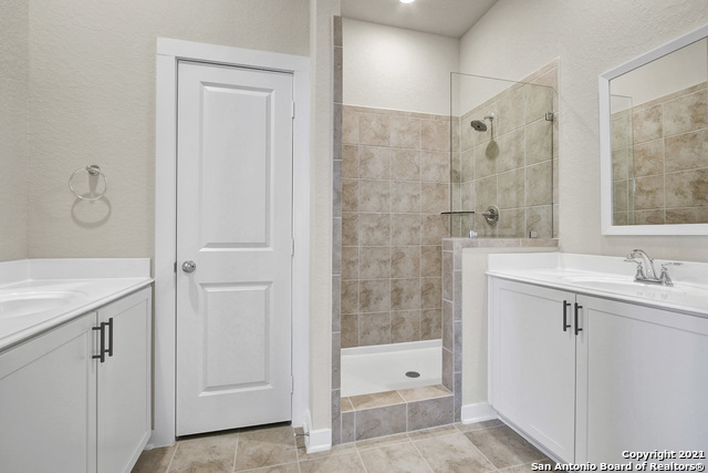 Image 15 of 26 For 7911 Needle Creek