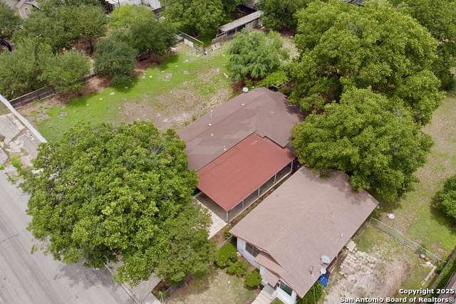 Listing photo id 6 for 213 Hosack