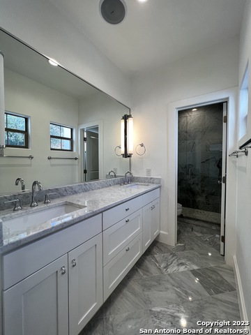 Listing photo id 26 for 208 Grandview Pl  4