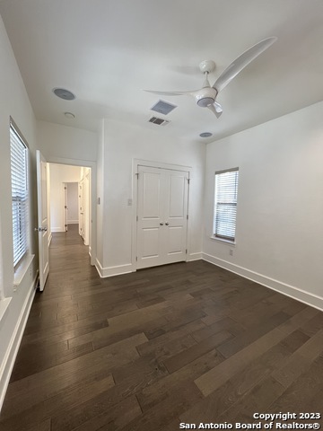 Listing photo id 43 for 208 Grandview Pl  4
