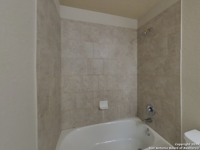 Image 15 of 19 For 9731 Marbach