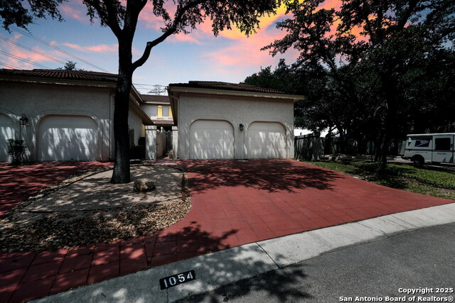 Details for 1054 La Tierra N, San Antonio, TX 78258