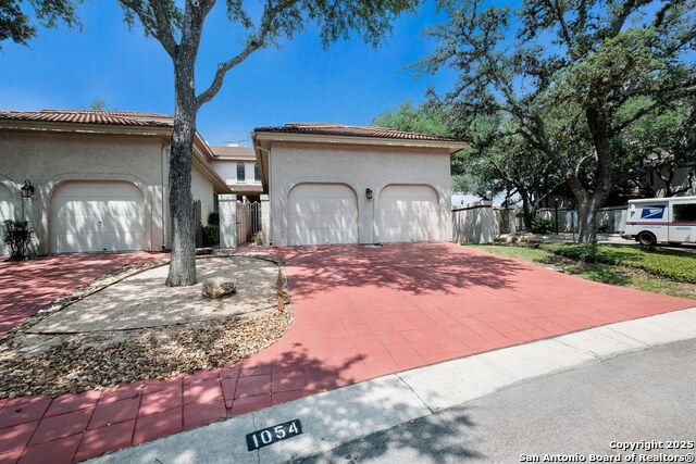 Image 2 of 25 For 1054 La Tierra N