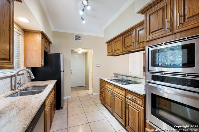 Image 5 of 25 For 1054 La Tierra N