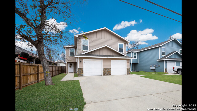 Image 3 of 19 For 311 Bundy St  2
