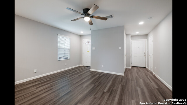Image 6 of 19 For 311 Bundy St  2