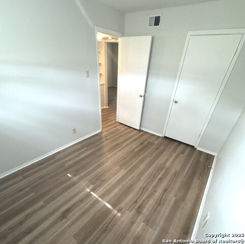 Image 15 of 16 For 2500 Avenue E  1b