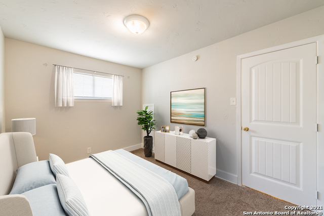 Image 5 of 16 For 2500 Avenue E  1b