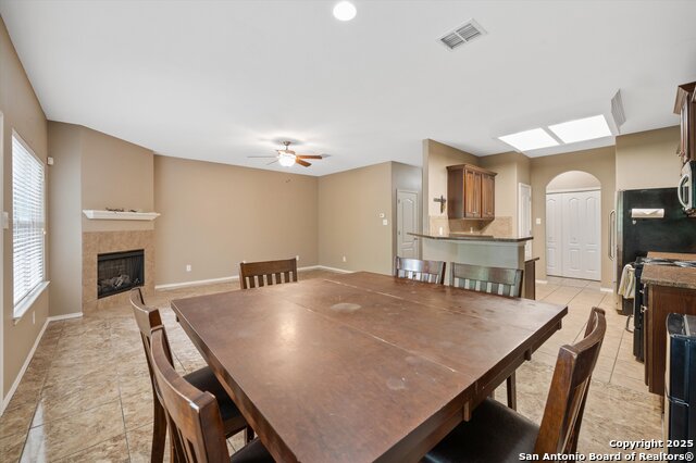 Image 14 of 39 For 7211 Summer Way