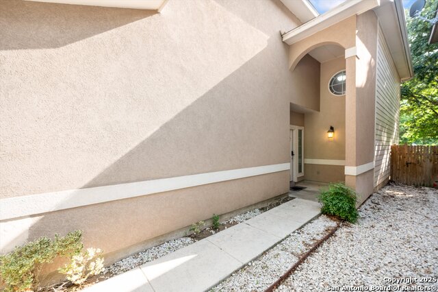 Image 6 of 39 For 7211 Summer Way