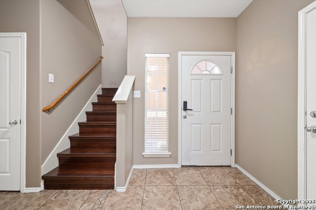 Image 8 of 39 For 7211 Summer Way