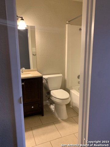 Image 16 of 21 For 550 Dukeway  2