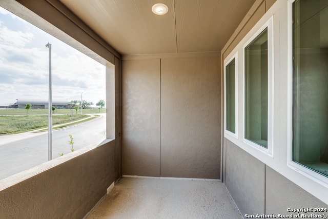 Image 24 of 28 For 2096 Cowan