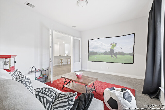 Listing photo id 20 for 7947 Valley Crst