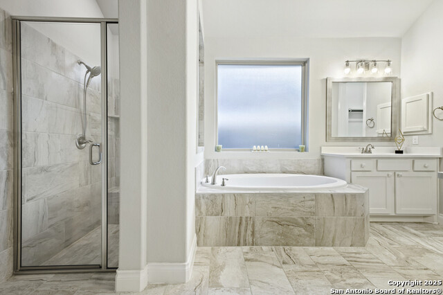 Listing photo id 25 for 7947 Valley Crst
