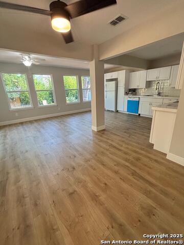 Image 7 of 20 For 715 Sumner  