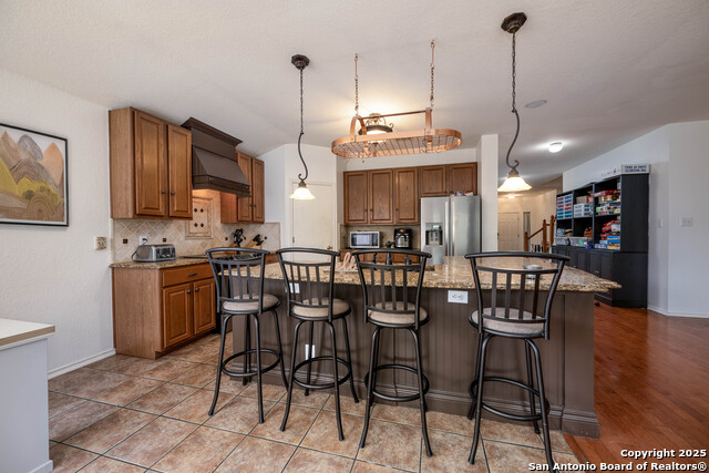 Image 11 of 18 For 4706 Granite Shls